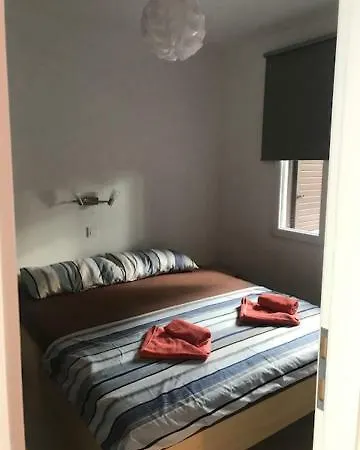 Mimi, Appartement *